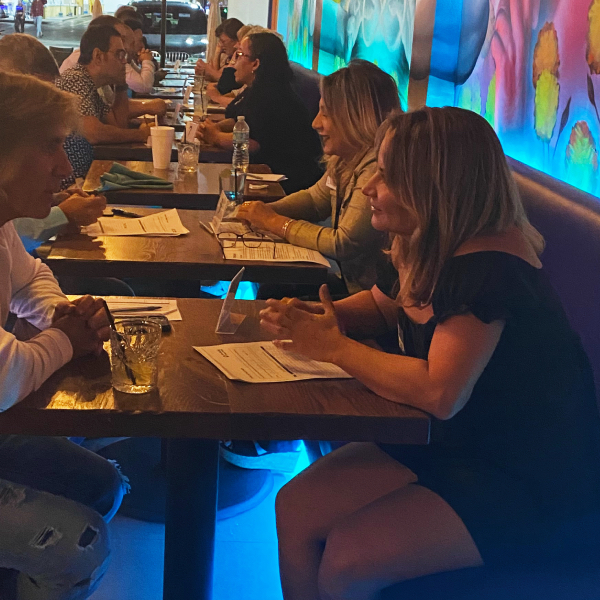 Miami attendees of speed dating in Florida enjoying the event!